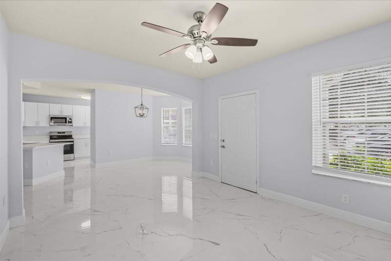3 bedroom Condominium at 128 SW Peacock Boulevard #15-101, The Belmont II At St Lucie West, Port St. Lucie — photo 4