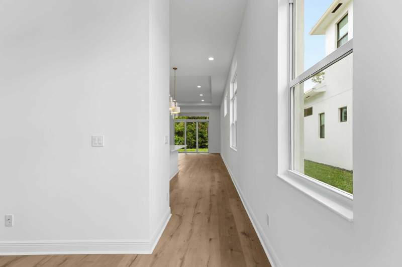 4 bedroom Single Family Residence at 150 SE Cortile Arno, Rivella, Port St. Lucie — photo 3
