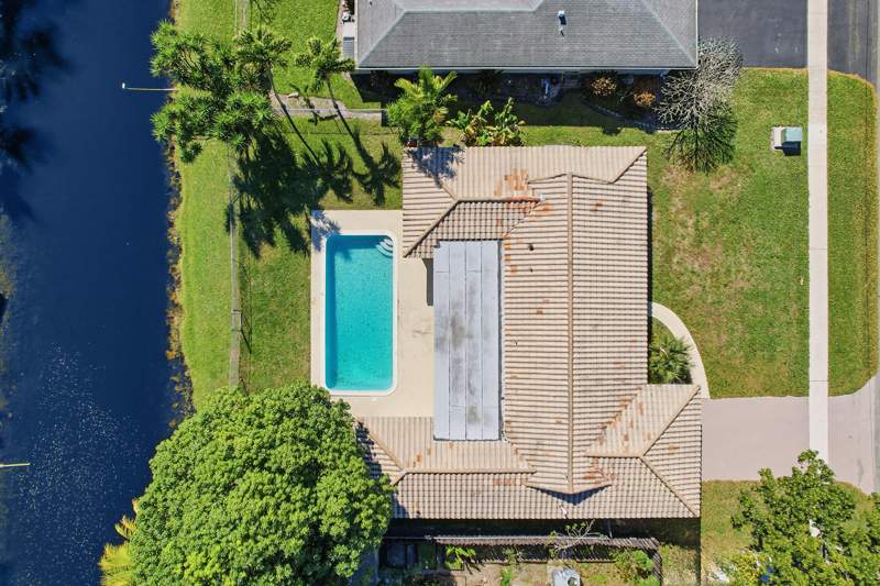 4 bedroom Single Family Residence at 1430 NW 73rd Avenue, Mirror Lake Estates Sec Six, Plantation — photo 3