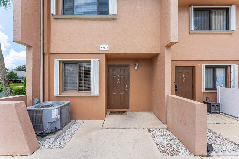 3 bedroom Townhouse at 139 Sparrow Drive #2A, Royal Village Townhouses Condo, Royal Palm Beach — photo 3