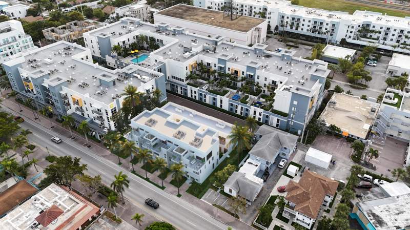 4 bedroom Townhouse at 142 SE 5th Avenue, Fifth Avenue Townhomes, Delray Beach — photo 5