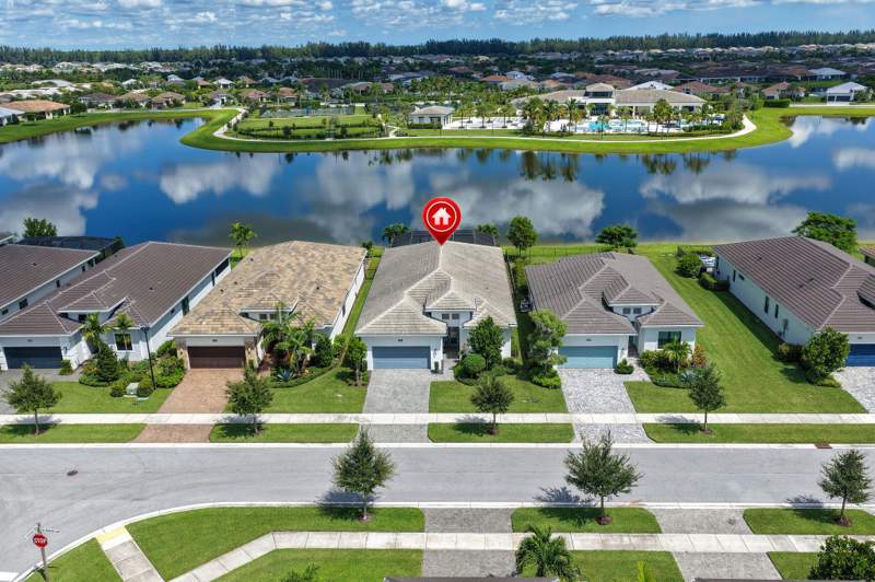 3 bedroom Single Family Residence at 15811 Key Biscayne Lane, Cresswind Palm Beach Phase 3, Westlake — photo 2