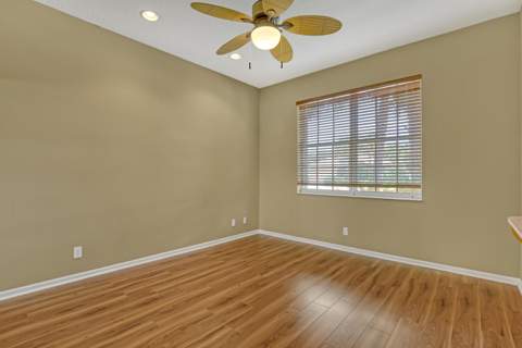 9974 Mantova Drive, Lake Worth FL - photo 21 of 36