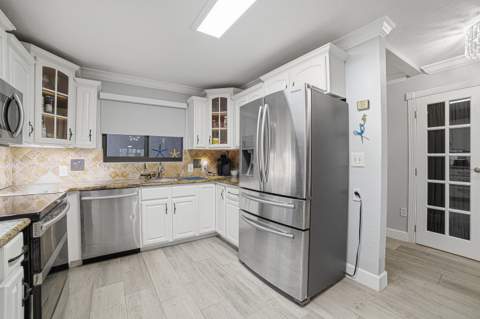 3525 S Ocean Boulevard #103, South Palm Beach FL - photo 9 of 32