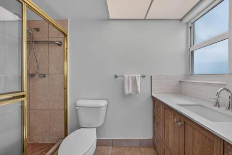 610 NE 12th Avenue #601, Hallandale Beach FL - photo 20 of 45
