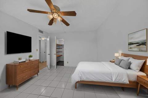 610 NE 12th Avenue #601, Hallandale Beach FL - photo 22 of 45