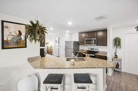 5528 Imagination Drive, Fort Pierce FL - photo 7 of 33