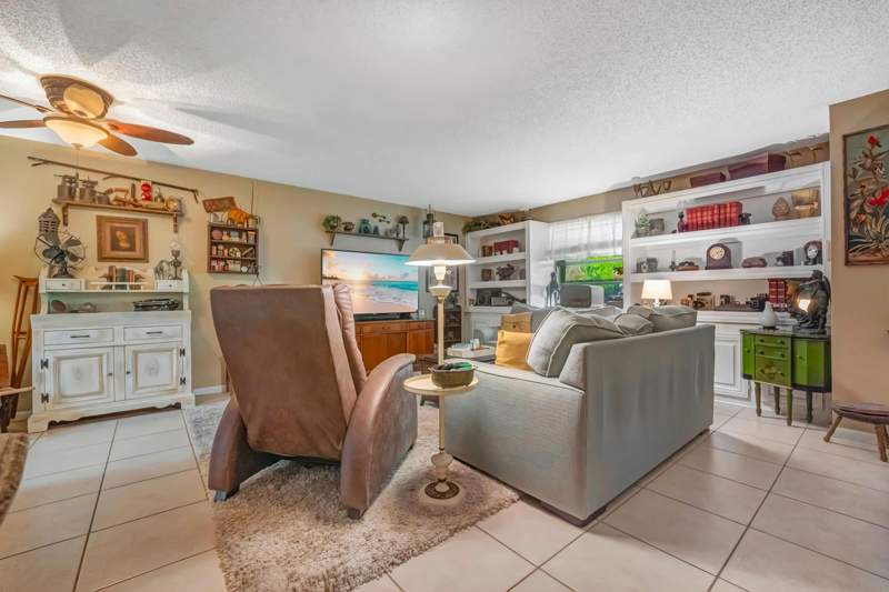 3 bedroom Townhouse at 1142 N University Drive, Villas Of Plantation, Plantation — photo 4