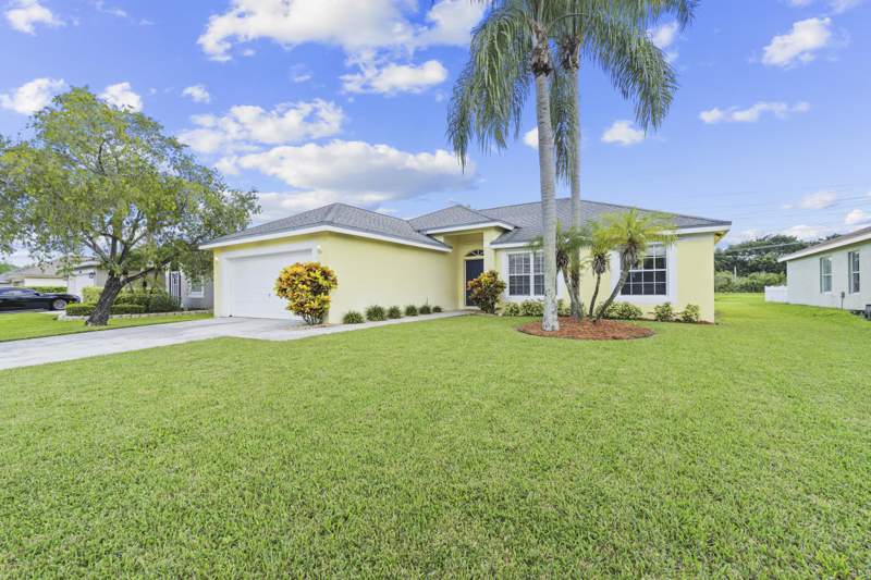 3 bedroom Single Family Residence at 6242 Terra Rosa Circle, Rainbow Lakes Tr B Ph 2, Boynton Beach — photo 2