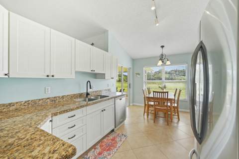 6242 Terra Rosa Circle, Boynton Beach FL - photo 8 of 36