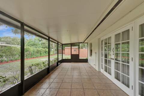 5073 SW 28th Avenue, Dania Beach FL - photo 15 of 72