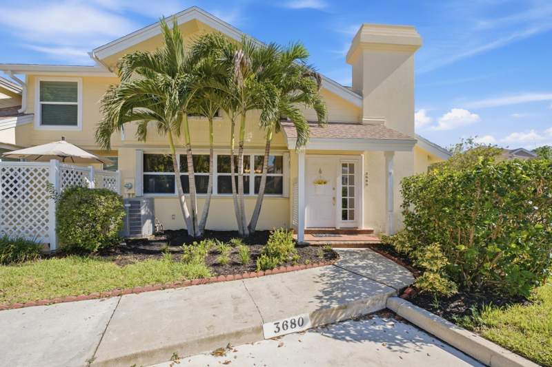 3 bedroom Townhouse at 3680 SW Sunset Trace Circle, Wellesley At Sunset Trace At Martin Downs (Aka Mar, Palm City — photo 3