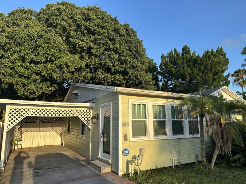 2 bedroom Single Family Residence at 636 SW 7th Avenue, Mrs Elva A Truax, Fort Lauderdale — photo 2
