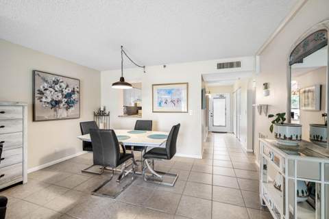 14623 Bonaire Boulevard #205, Delray Beach FL - photo 11 of 39