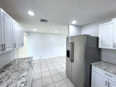 7204 Georges Road, Fort Pierce FL - photo 7 of 20