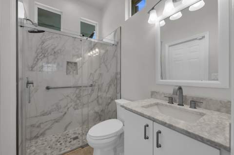694 SW Lake Charles Circle, Port St. Lucie FL - photo 17 of 52