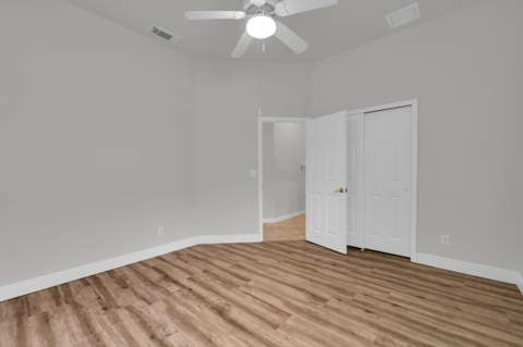 694 SW Lake Charles Circle, Port St. Lucie FL - photo 21 of 52