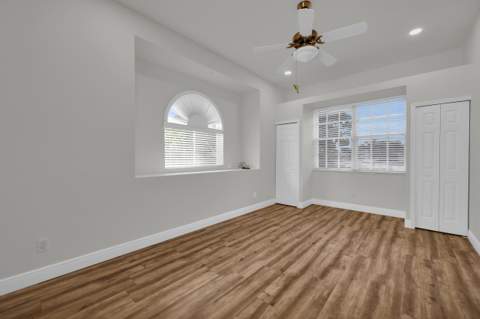 694 SW Lake Charles Circle, Port St. Lucie FL - photo 18 of 52