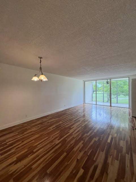 3800 Oaks Clubhouse Drive #Unit 211, Pompano Beach FL - photo 7 of 24