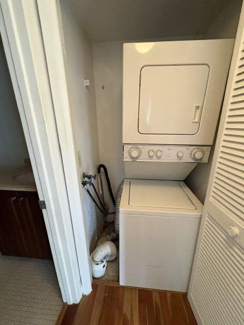 3800 Oaks Clubhouse Drive #Unit 211, Pompano Beach FL - photo 22 of 24