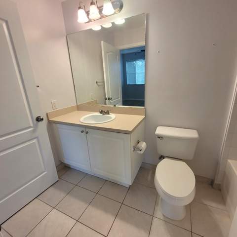 11010 Legacy Drive #301, Palm Beach Gardens FL - photo 16 of 33