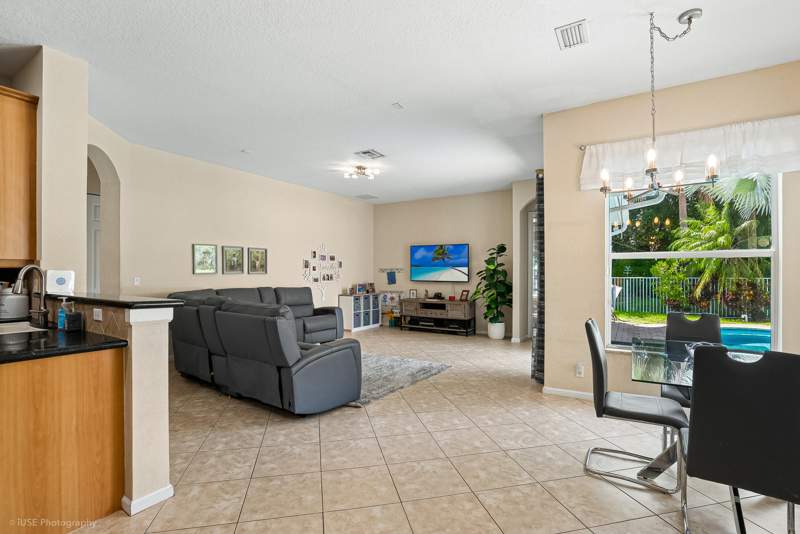 5 bedroom Single Family Residence at 127 Palm Beach Plantation Boulevard, Diamond C Ranch Pod C, West Palm Beach — photo 5