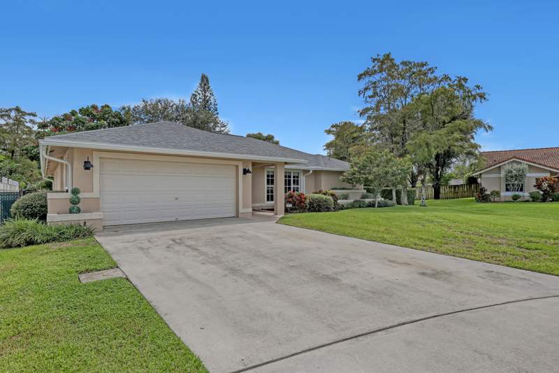 5 bedroom Single Family Residence at 1835 Moonflower Circle, Sugar Pond Manor Of Wellington, Wellington — photo 3