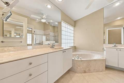 7118 Treviso Lane, Boynton Beach FL - photo 12 of 49