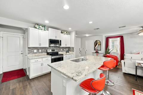 6156 Wildfire Way, West Palm Beach FL - photo 15 of 54