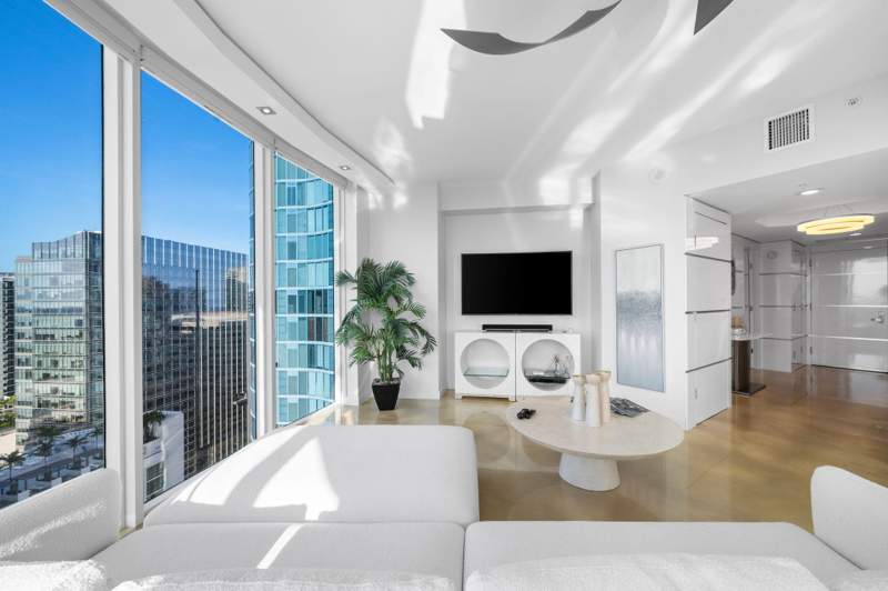 2 bedroom Condominium at 333 Las Olas Way #2702, Las Olas River House Condo, Fort Lauderdale — photo 4