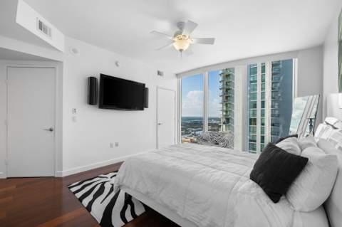333 Las Olas Way #2702, Fort Lauderdale FL - photo 15 of 43