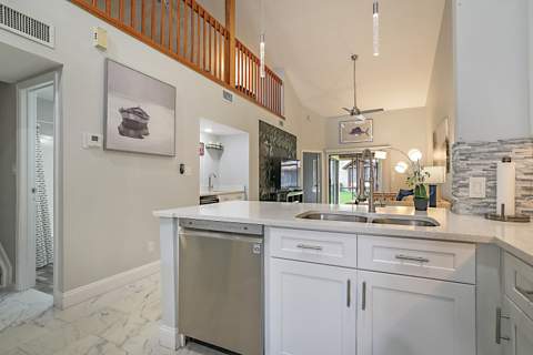 3758 Blue Ridge Road, West Palm Beach FL - photo 9 of 38