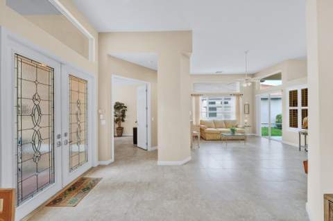 700 SW Lake Charles Circle, Port St. Lucie FL - photo 7 of 51