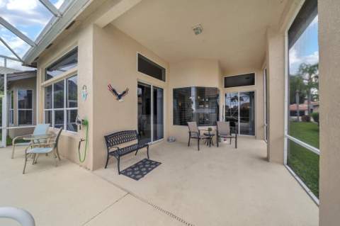 700 SW Lake Charles Circle, Port St. Lucie FL - photo 18 of 51