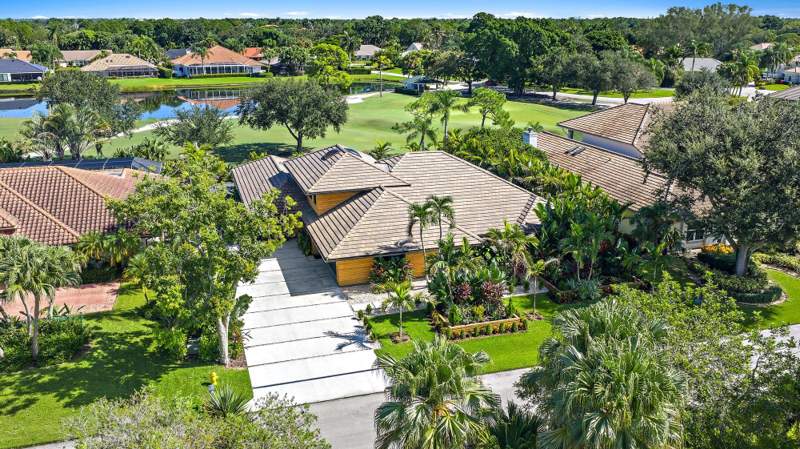 5 bedroom Single Family Residence at 3 Sheldrake Lane, PGA Resort Community Pl 6, Palm Beach Gardens — photo 4