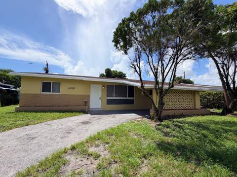 2530 NW 26th Court, Oakland Park FL - photo 6 of 29