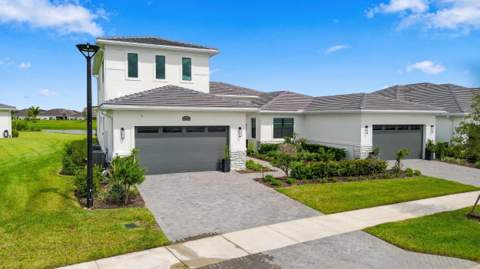 12984 SW Shinnecock Drive, Port St. Lucie FL - photo 6 of 96