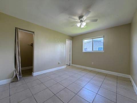 2530 NW 26th Court, Oakland Park FL - photo 18 of 29