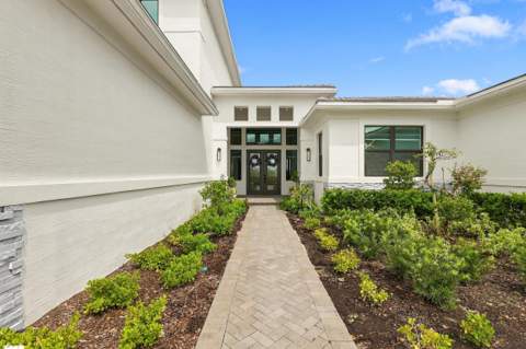 12984 SW Shinnecock Drive, Port St. Lucie FL - photo 8 of 96