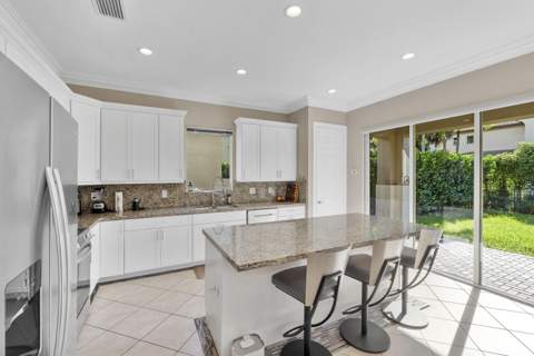 8031 NW 125th Terrace, Parkland FL - photo 16 of 41