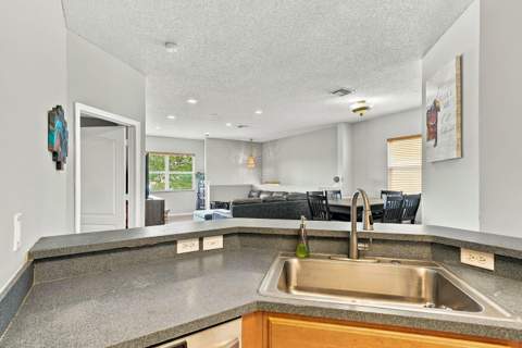 2893 Crestwood Terrace #1204, Margate FL - photo 15 of 39