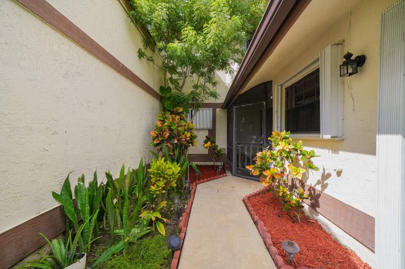 3 bedroom Townhouse at 20847 Boca Ridge Drive, Boca Ridge Glen, Boca Raton — photo 3