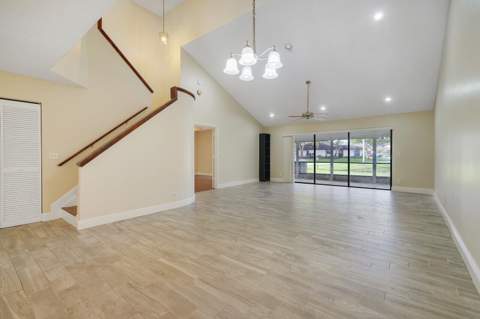 20847 Boca Ridge Drive, Boca Raton FL - photo 6 of 33