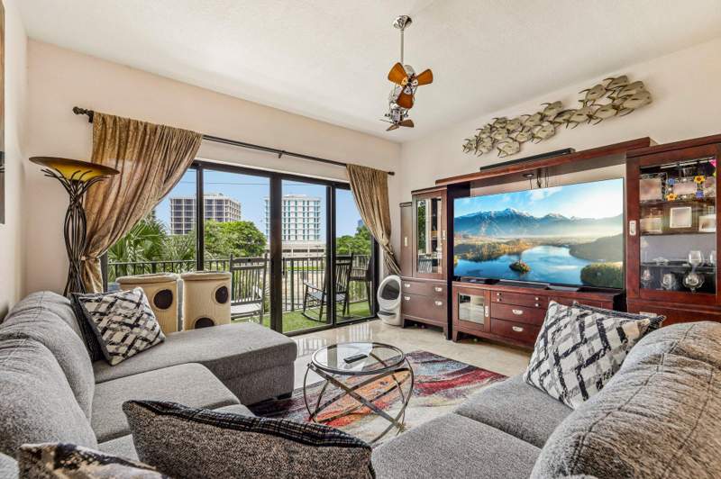 3 bedroom Condominium at 1620 Presidential Way #310, Park Place Condo, West Palm Beach — photo 4