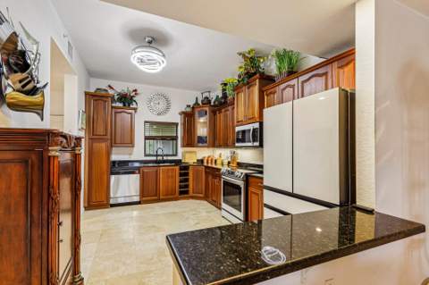 1620 Presidential Way #310, West Palm Beach FL - photo 8 of 30