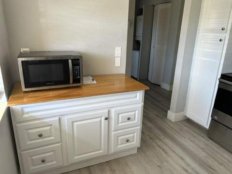 153 Lake Anne Drive, West Palm Beach FL - photo 8 of 46