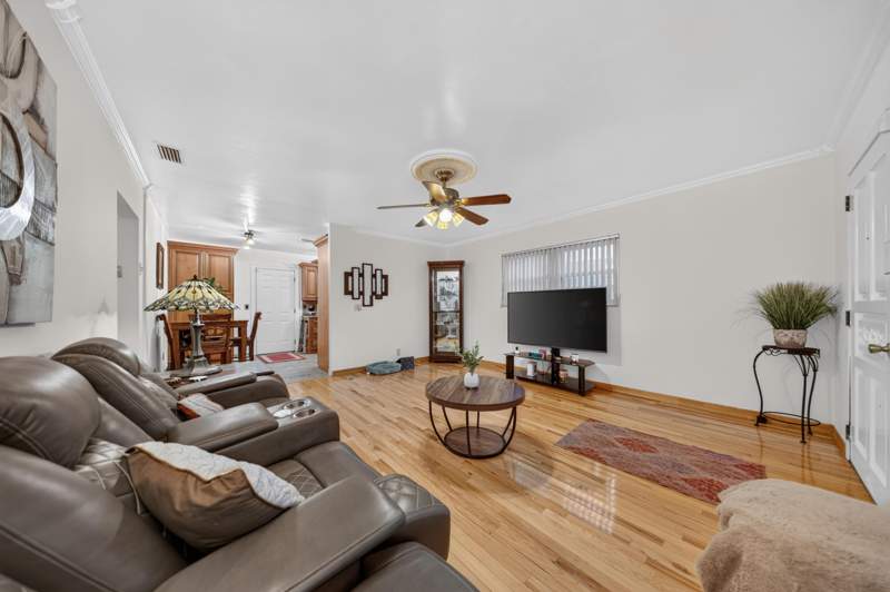 2 bedroom Single Family Residence at 2310 Scott Street, Hollywood Park, Hollywood — photo 5