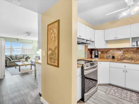 2309 Park Lane #316, Hollywood FL - photo 12 of 56