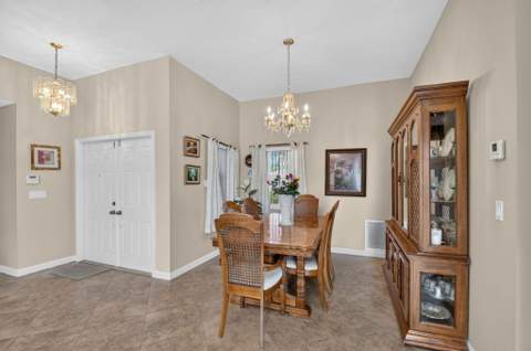 3281 Harness Circle, Wellington FL - photo 9 of 36