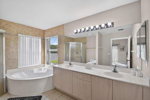 3281 Harness Circle, Wellington FL - photo 16 of 36